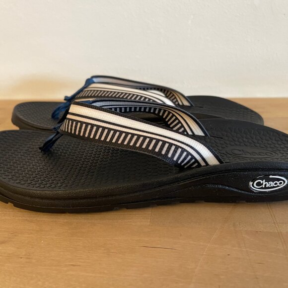 Chaco Classic Flip Flop - Picture 3 of 8